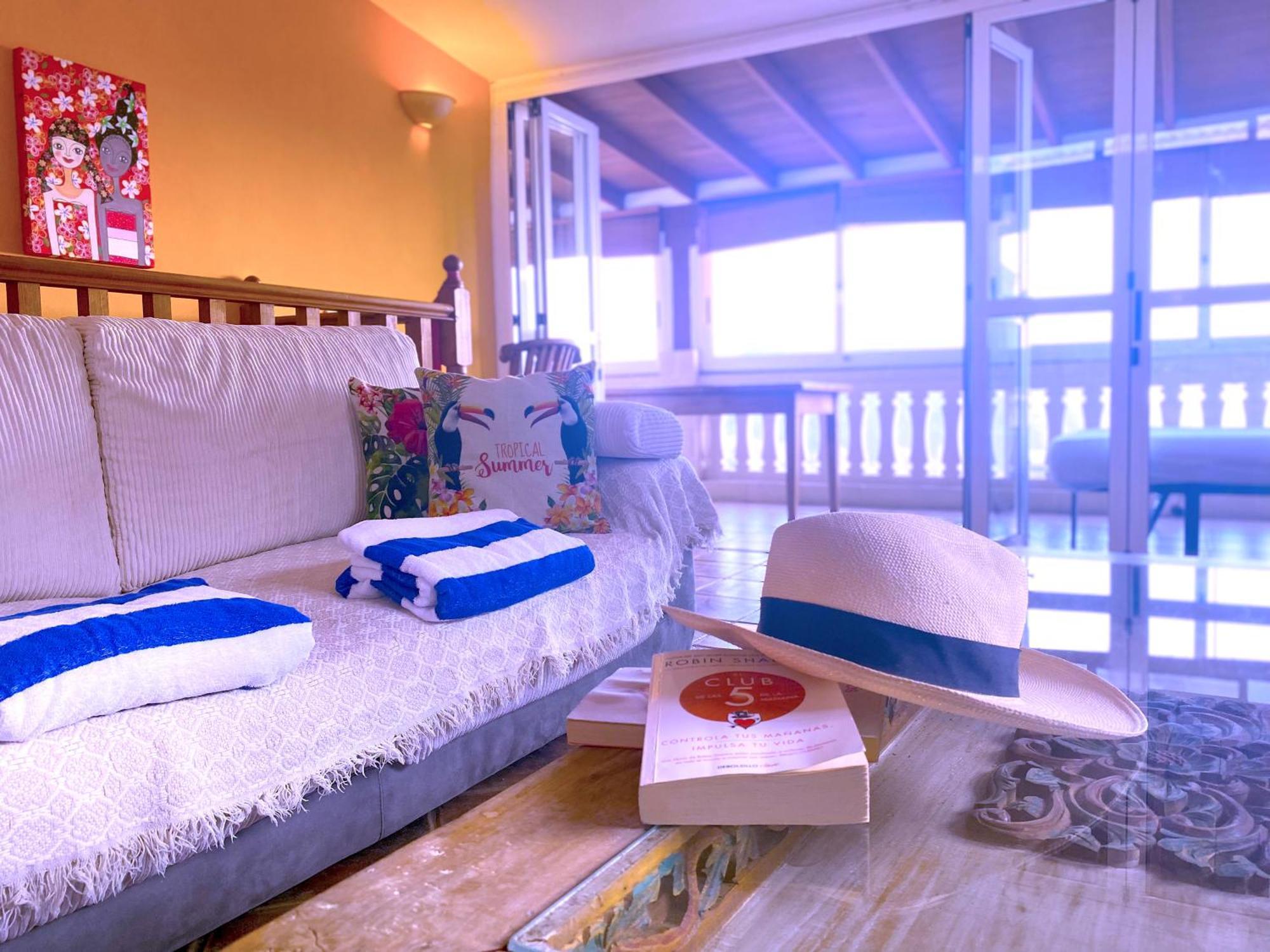Tropicalidays Oceanview Apartment